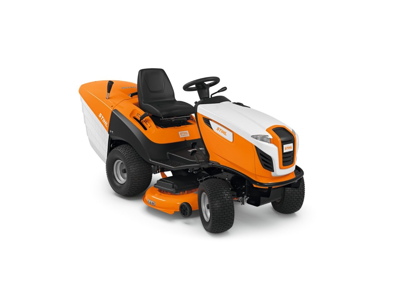 STIHL åkgräsklippare RT 6112 ZL mot vit bakgrund
